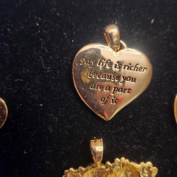 Vintage Heart Pendant / Pin Lot Mixed Materials And Styles Red Gold-tone - Picture 6 of 9